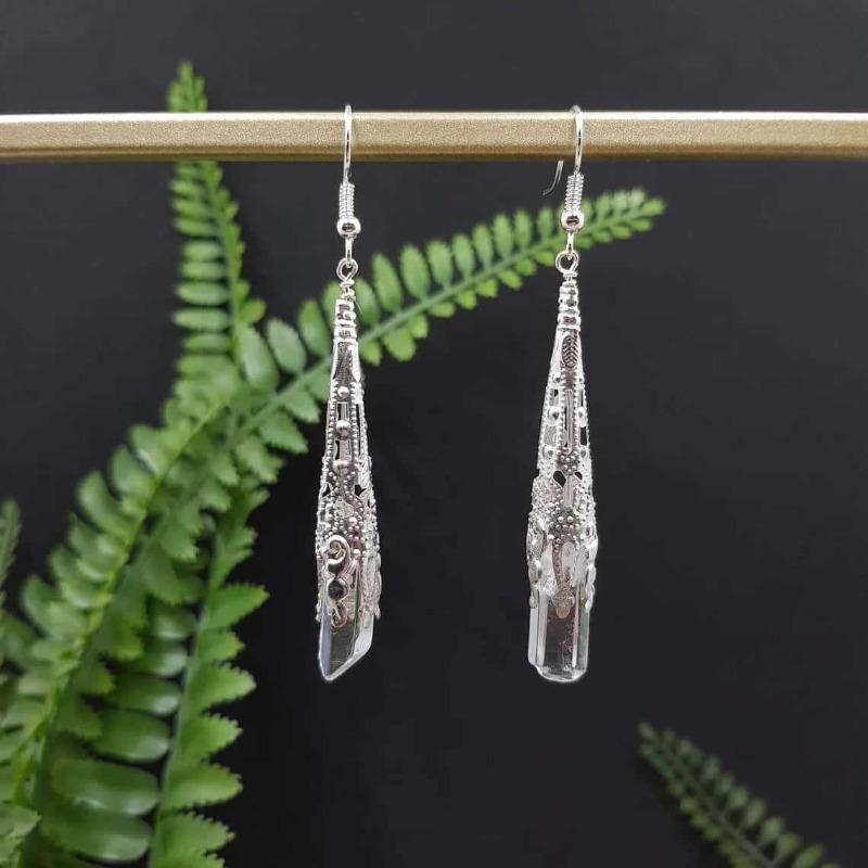 Retro Silver Color Filigree Long Crystal Dangle Earrings for Women Halloween Fantasy Elf Witchy Fairy Cosplay Jewelry Party Gift