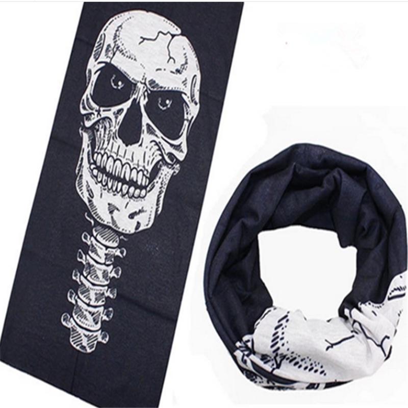 Schweißnasse und Schweißnasse Magische Schals im Sportstil