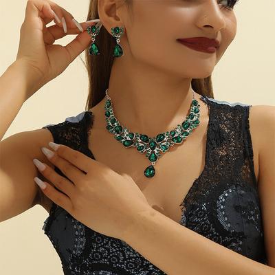 Modeschmuck Strass Halskette Ohrringe Set Kleideraccessoires