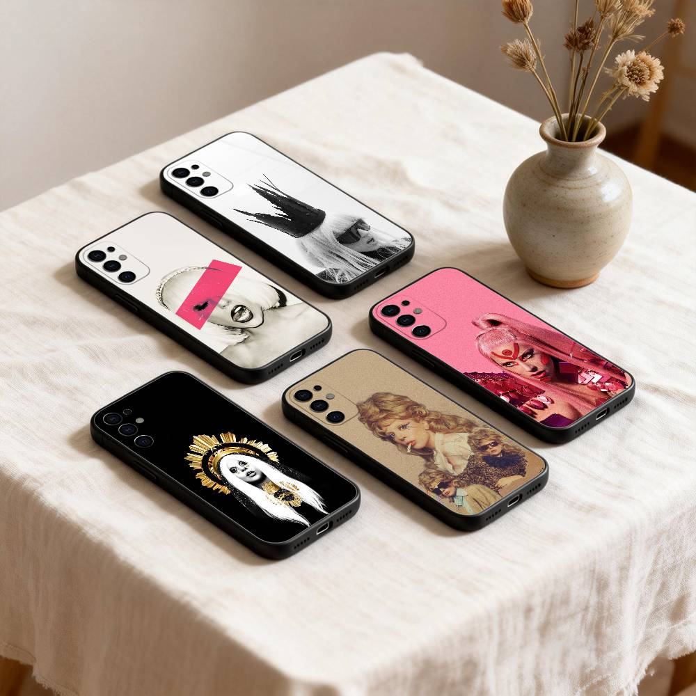 L-Lady Singer G-Gaga Phone Case For Samsung S26,25,24,23,22,30,21,10,9,Ultra,Plus,Lite Black Soft Case