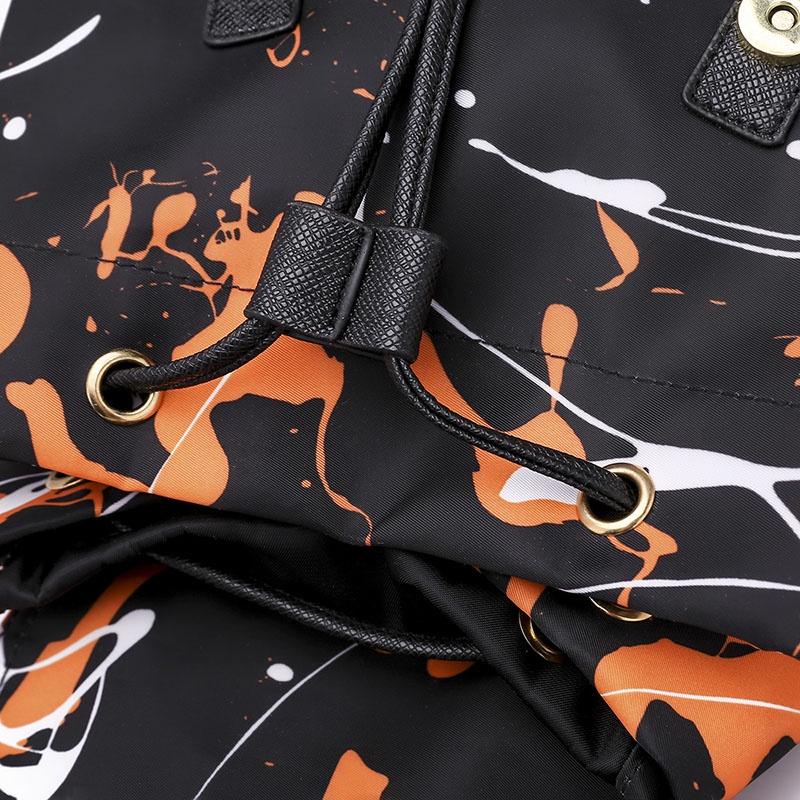 Stilvoller Und Verschleißfester Damen-Nylon-Graffiti-Rucksack Mit Weichem Material