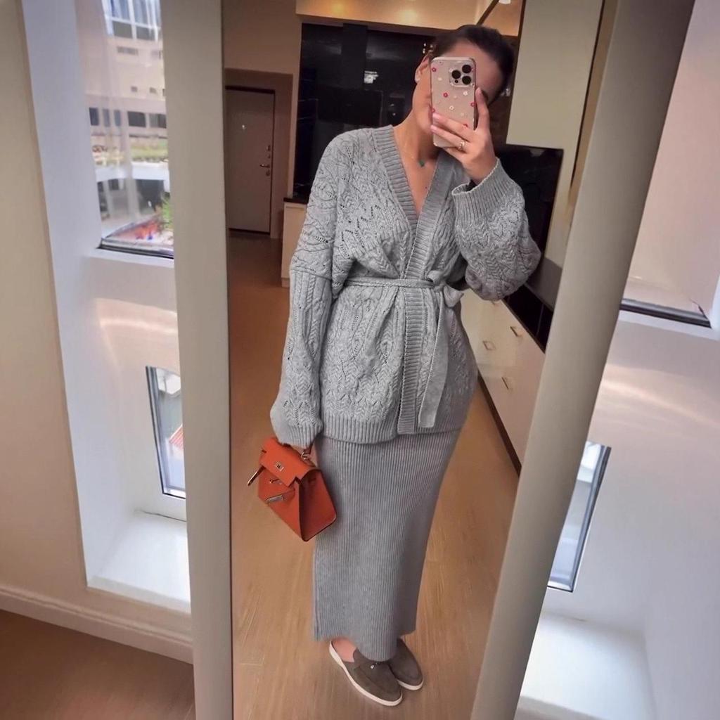 Autumn 2025 Women's Knit V-neck Lace-up Cardigan and Bodycon Long Skirt Set