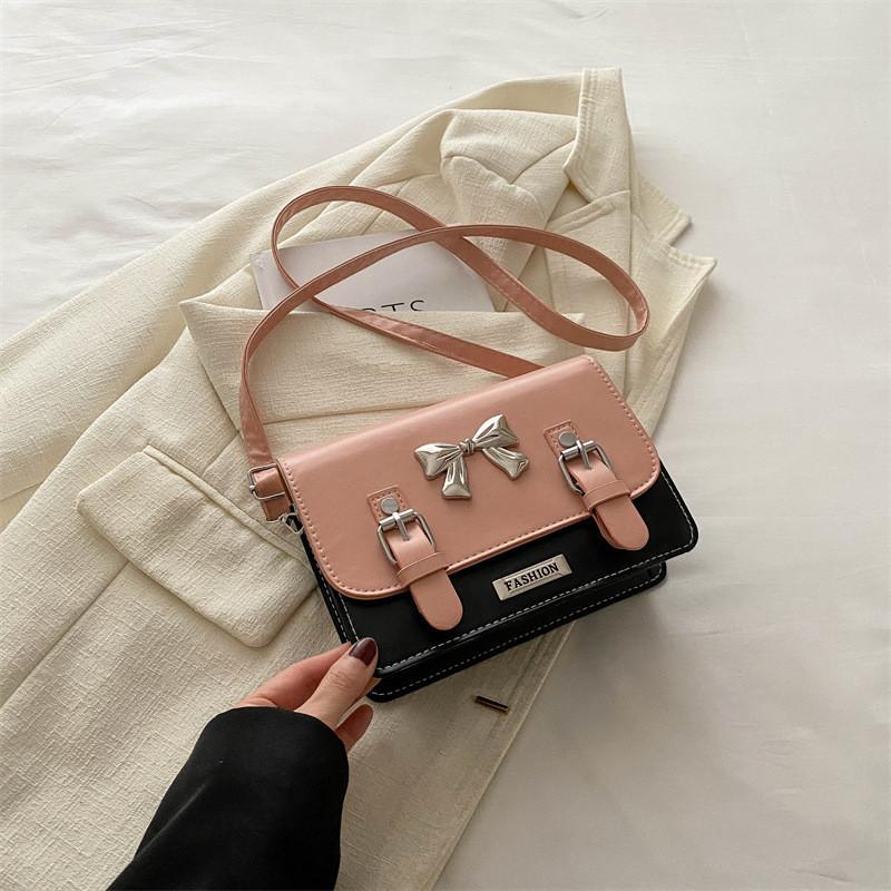 

2024 New Fashion Shoulder Bag For Women Street Style Pu Material Medium Size With Stitching Detail Pink Black