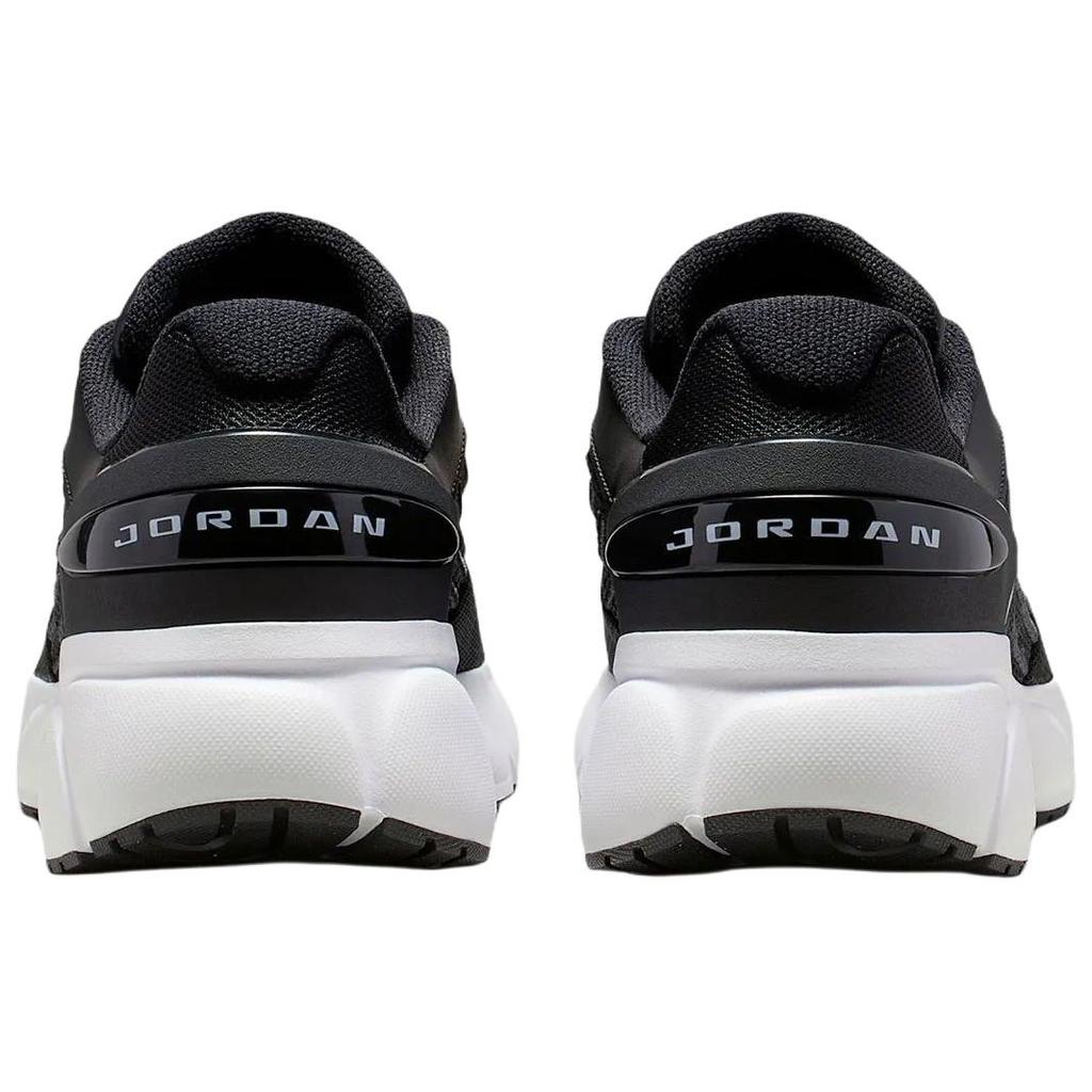 Jordan Trunner Flow Bequeme Passform Basketballschuhe Herren Sneaker Schwarz IO2091-003