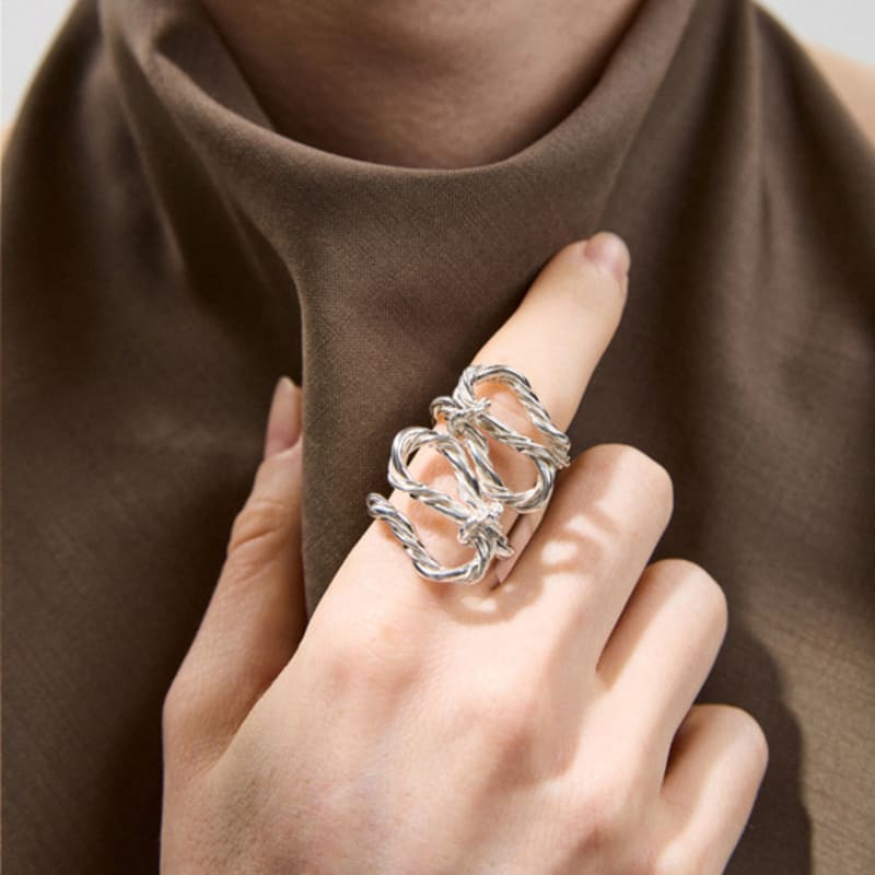 Ahjeong TWIST _ R. SILVER