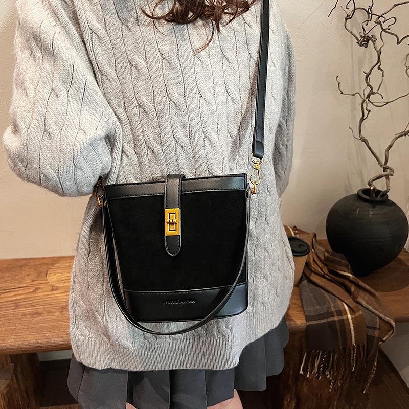 Bags Women's Handbags Niche Design 2025 Fashion Bucket Bags Leopard Print Series Portable Shoulder