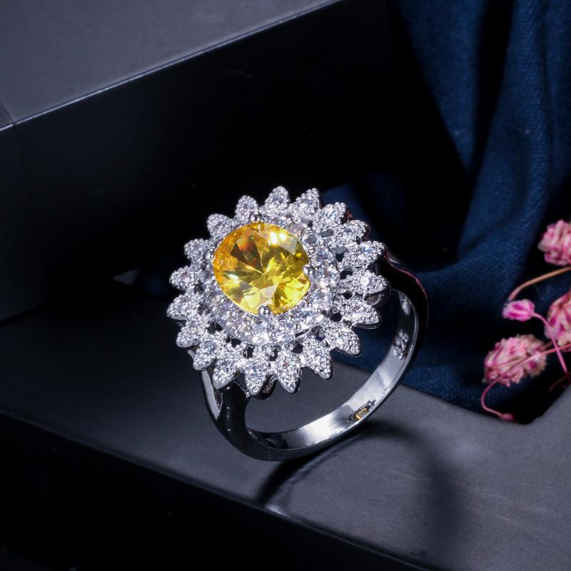 Ladies' Hand Jewelry, Trendy And Exquisite Zircon Ring Ring.