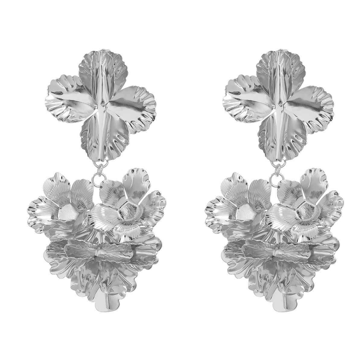 

Панк Готика Серьги-капли с цветами для женщин Заявление Пирсинг Серьга Свадебные Ювелирные Аксессуары серебряный