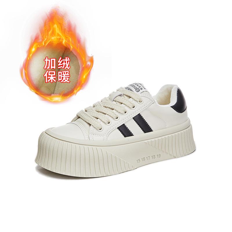 

Кожаные белые туфли женские 2025 зимние новые бархатные немецкие кроссовки женские теплые бисквитные туфли женские повседневные женские туфли на платформе 40 бежевый