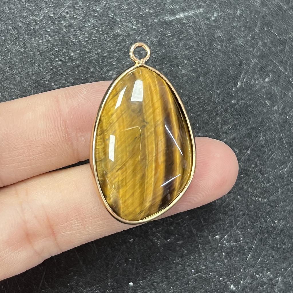 1 Stück, Energie-Naturstein-Anhänger, Böhmischer Stil Handgefertigt Unregelmäßiger Kristallachat Amethyst Jade Edelstein Anhänger für Schmuckherstellung DIY 20×35mm