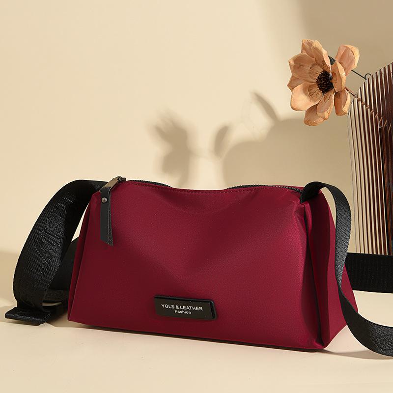 Lightweight Crossbody Bag Fashionable Women's Bag Middle-aged Single-shoulder Small Bag