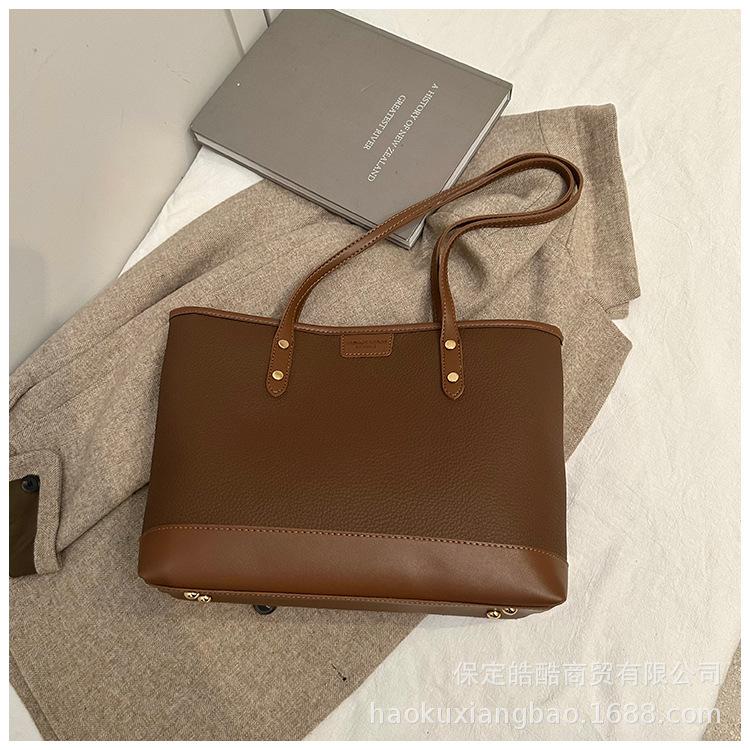 Premium Commuter Large-capacity Bag 2025 New Women's Bag Fashionable Versatile Shoulder Bag Autumn and Winter Popular Tote Bag