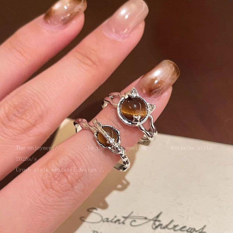 Cosmic Star Malachite Tiger's Eye Ring - High-End Retro Stackable Women's Index Finger Jewelry for Autumn/Winter.