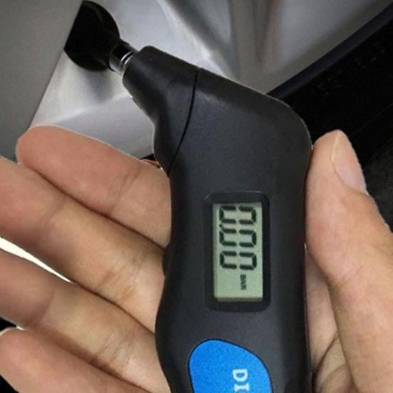 Car Diagnostic Instrument Digital Tire Pressure Gauge with Unit Switching PSI BAR KPA KG/O LED Flashlight Safety Hammer High Accuracy Portable Tool