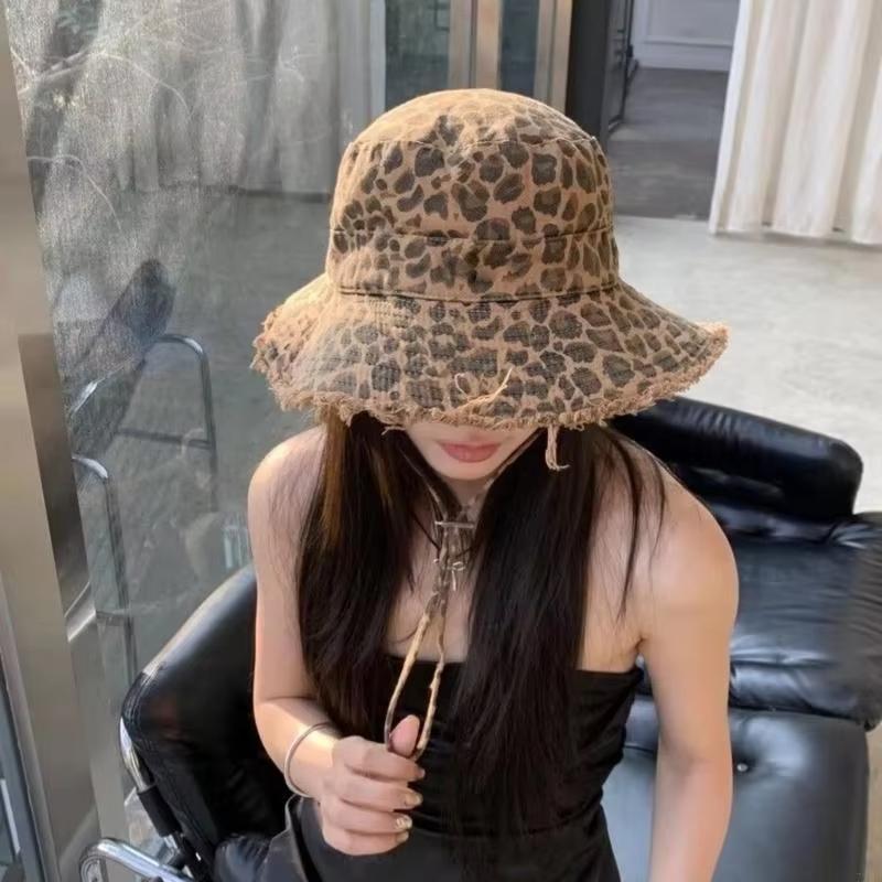 Pălărie pescar cu imprimeu leopard și boruri largi pentru primăvară și vară, potrivită pentru bărbați și femei, oferind protecție solară