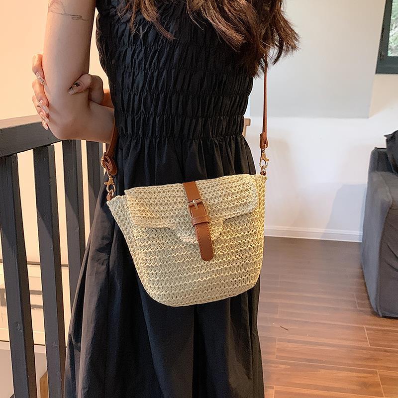 2025 Women's Straw Woven Beach Crossbody Bag for Vacation and Summer