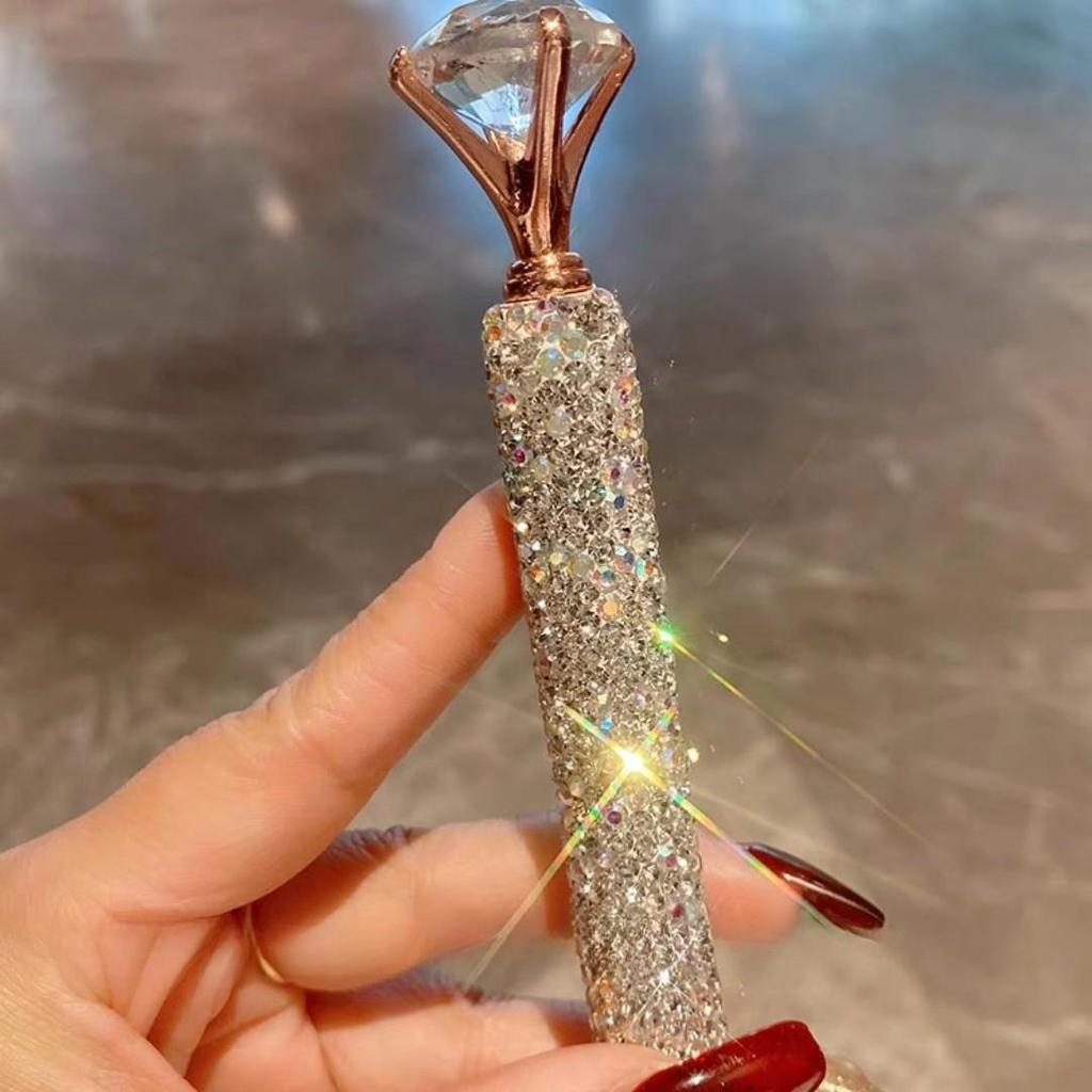 Diamond-Studded Large Crystal Ballpoint Fountain Pen: Elegant Signature Pen, Ideal for Office or Student Gifts