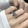 Personalisierter Modischer Unregelmäßiger Offener Flammenring Personalisierter Dunkler Stil Geometrischer Schmuck Zubehör für Damen Großhandel