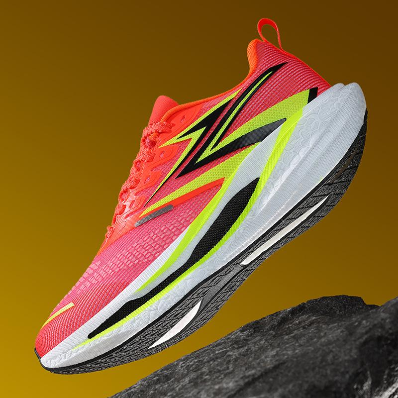 Comfortable couple sports shoes casual marathon jogging shoes daily travel shoes light and breathable men and women