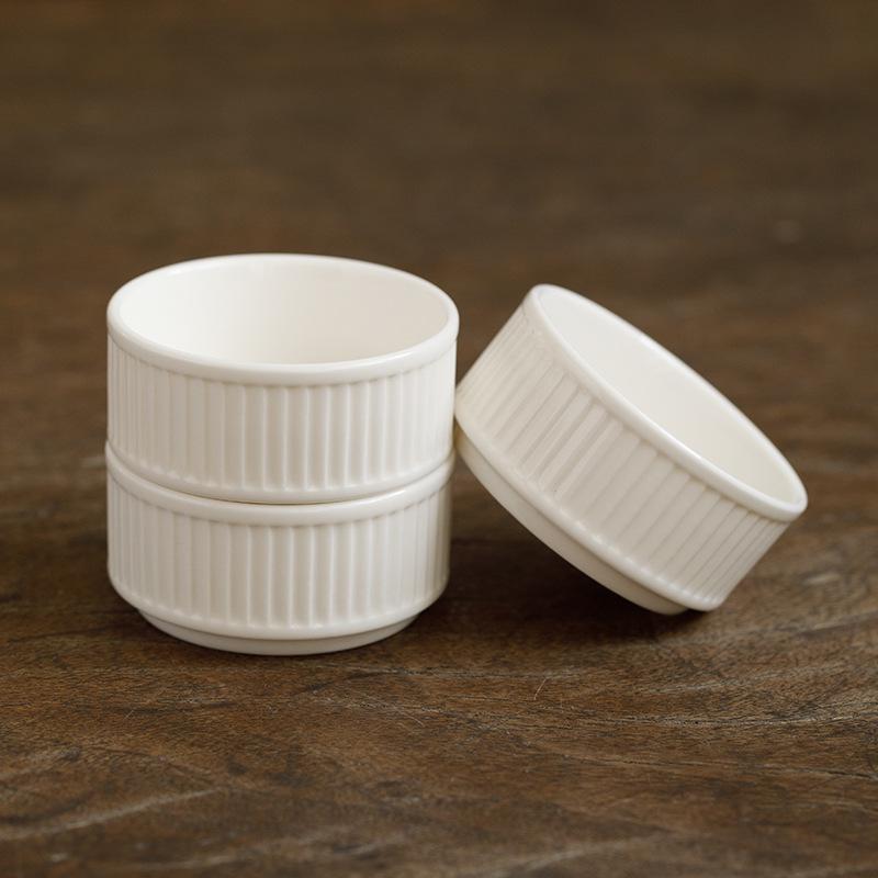 Rice White Striped Dessert Bowl - Porcelain Soufflé and Pudding Cup for Baking