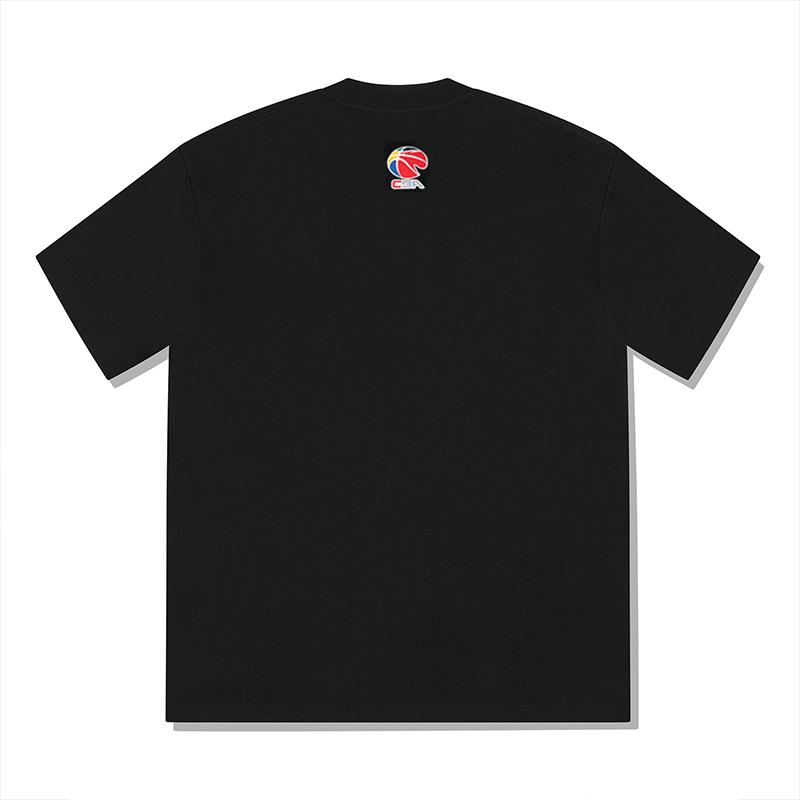 Li Ning CBA Písmenkový potisk Prodyšné Ležérní Kulatý výstřih Volný Krátký rukáv Basketbalové tričko Tým Xinjiang Unisex Topy Černé ATSUA67-1