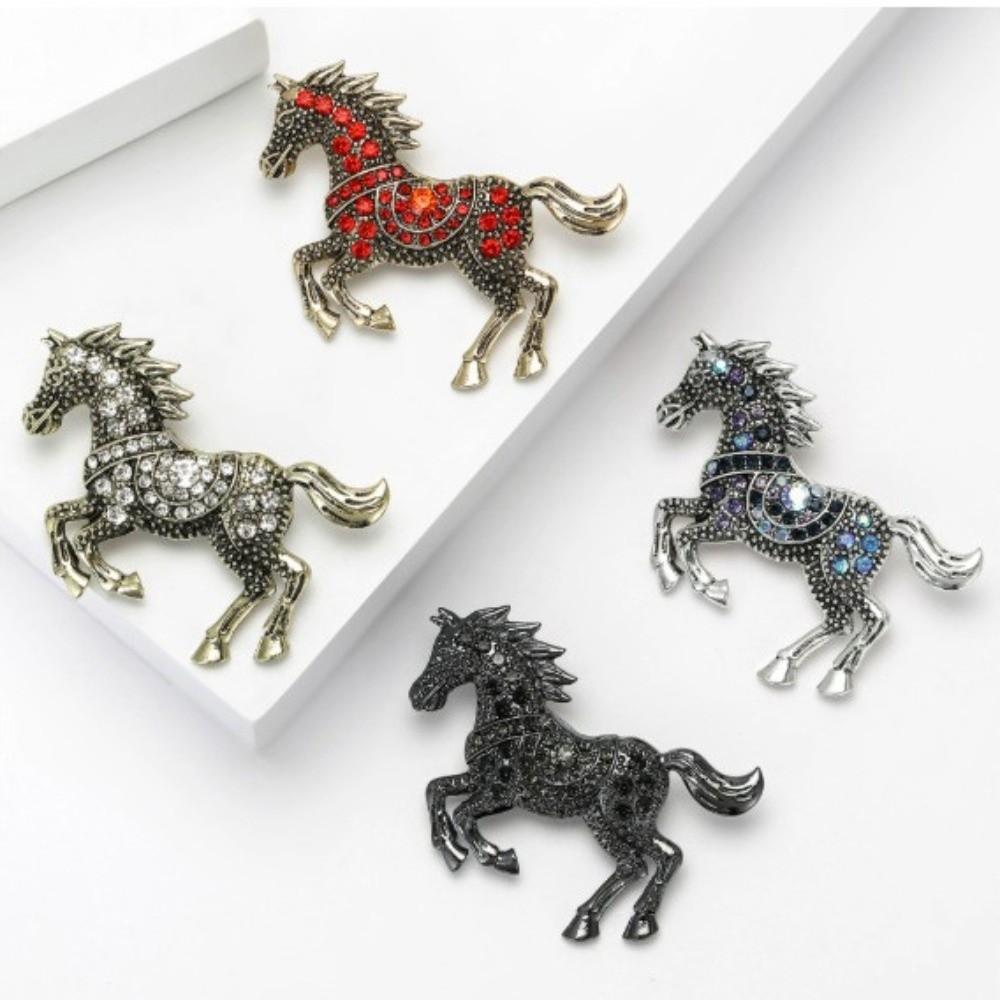 Luxury Zodiac Animal Lapel Pins Classic Metal Badge Pin Rhinestone Horse Brooches  New Year Gifts