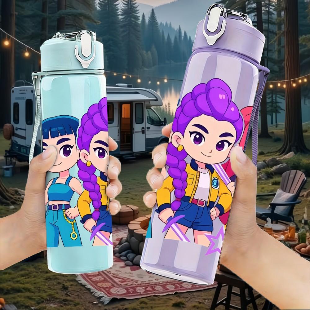 1PC Fashion Colorful Girl Group 750ml Color Plastic Sports Water Bottle Leakproof Flip Straw Lid Suitable for Sports Office Home Use