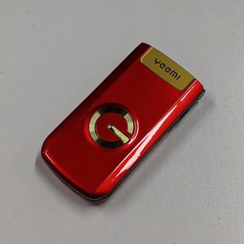 

YEEMI G9000 раскладной мобильный телефон с экраном 2,6 дюйма, большой клавиатурой, двумя SIM-картами, фонариком и волшебным голосом, симпатичный мобильный телефон Standard красный