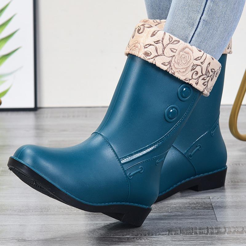 Gum Boots Water Boots Medium Tube Waterproof Shoes Rain Shoes Water Treading Work Rain Boots Women's Summer Rubber Shoes Adult Fashion Non-slip Shoes