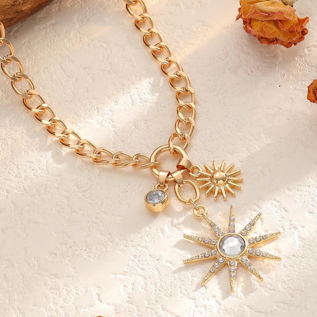 European and American light luxury high-end sun pendant necklace personalized diamond thick chain alloy collarbone chain jewelry women