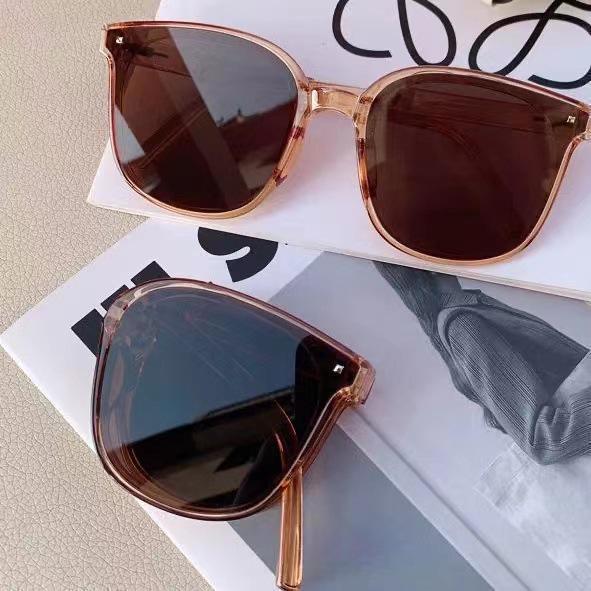 Portable Folding Sunglasses - Second Generation, Unisex, Large Frame, UV Protection
