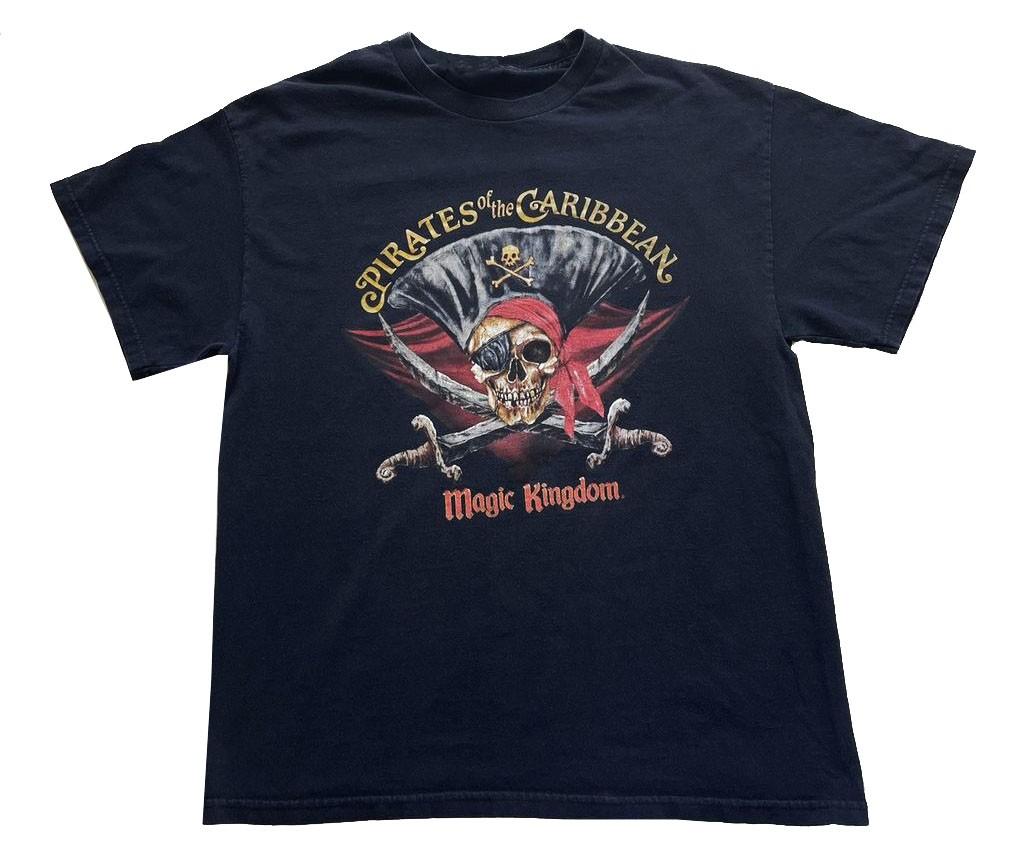 

NEW 2000s Pirates Of The Caribbean Movie Graphic T-Shirt Size S-5XL Reprint L