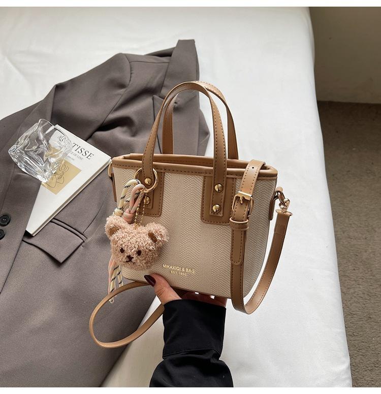 Handbag Women's 2025 New High-end Shoulder Bag Simple and Fashionable Women's Bag Versatile Messenger Bucket Small Bag