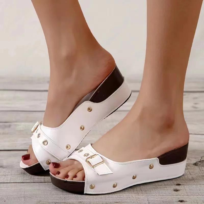 Fashion Women Metal Buckle Women's Wedge Slippers 2025 Vintage Rivet Platform Sandals Woman Pu Leather Plus Size Summer Shoes 43