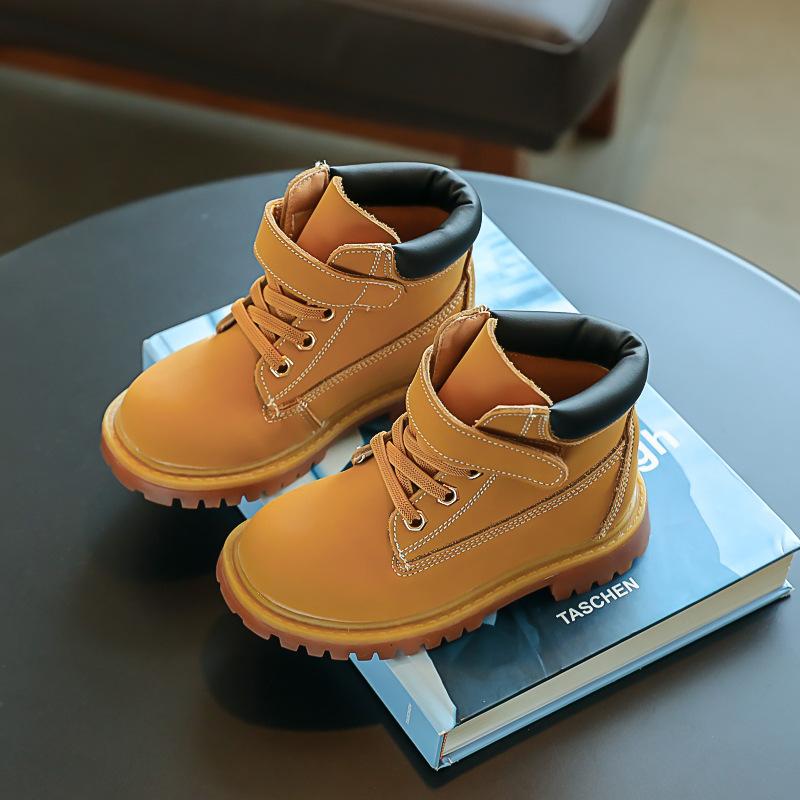 Stivali corti per bambini alla moda retrò autunno e inverno nuovi stivali singoli in pelle per ragazze stivali casual in pelle per ragazzi