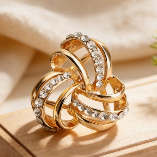 Rhinestone Scarf Ring 3-Ring Scarf Clip Ring Sparkly Elegant Scarf Holder Ring for Women Shawls Neckerchiefs Silk Scarves