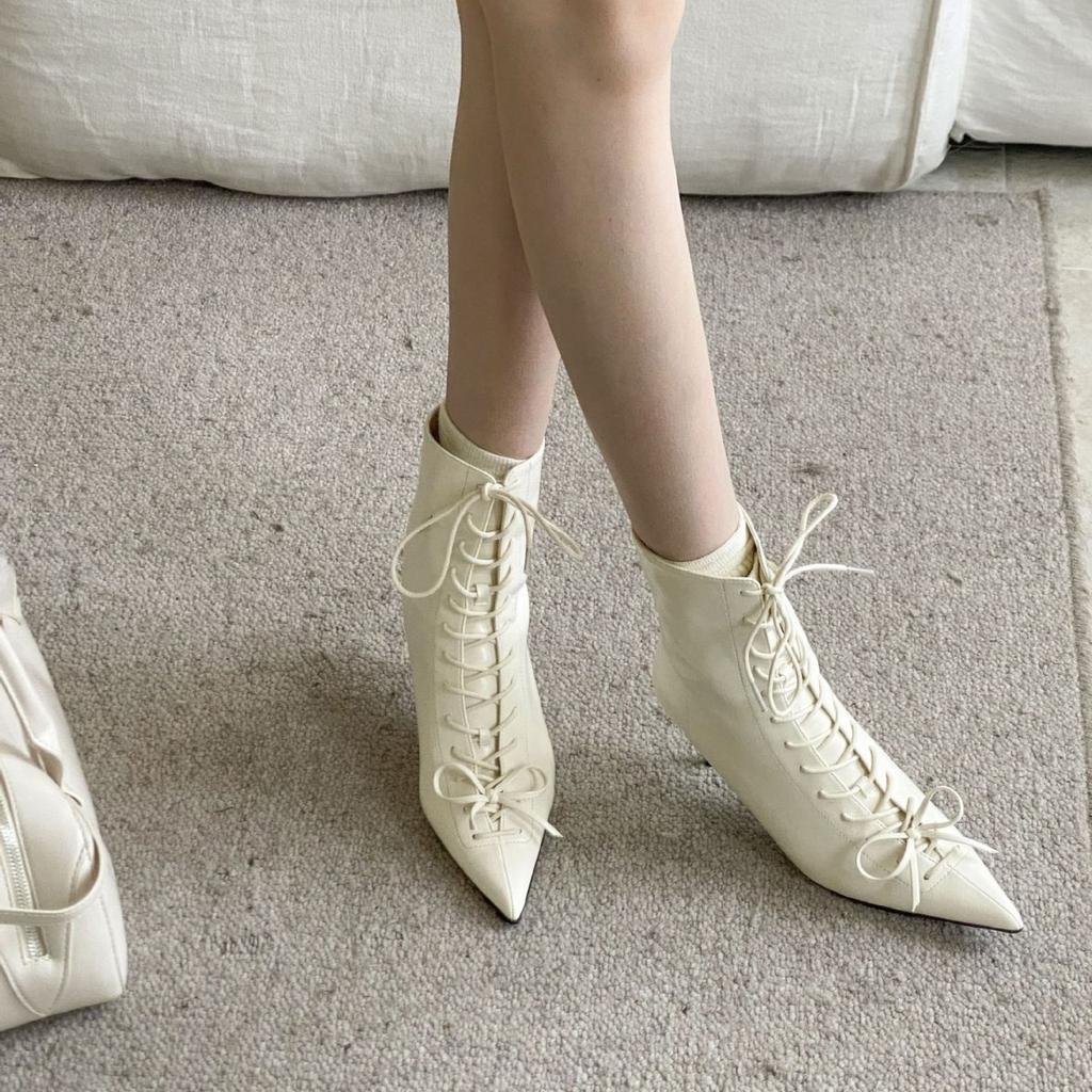 2025 Autumn New European and American Pointed Head Thin Heel High Heel Temperament French Fashion Sexy Lace-up Women's Short Boots