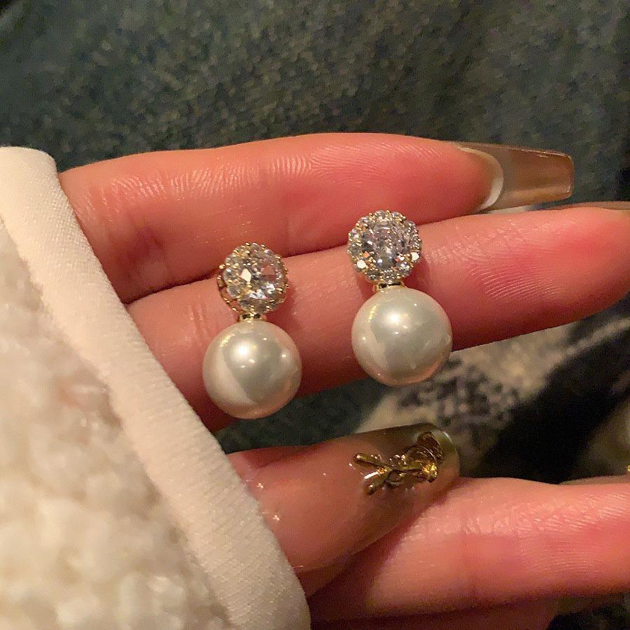 Pearl and Diamond Stud Earrings - Elegant and Trendy Summer 2024 Collection for Women