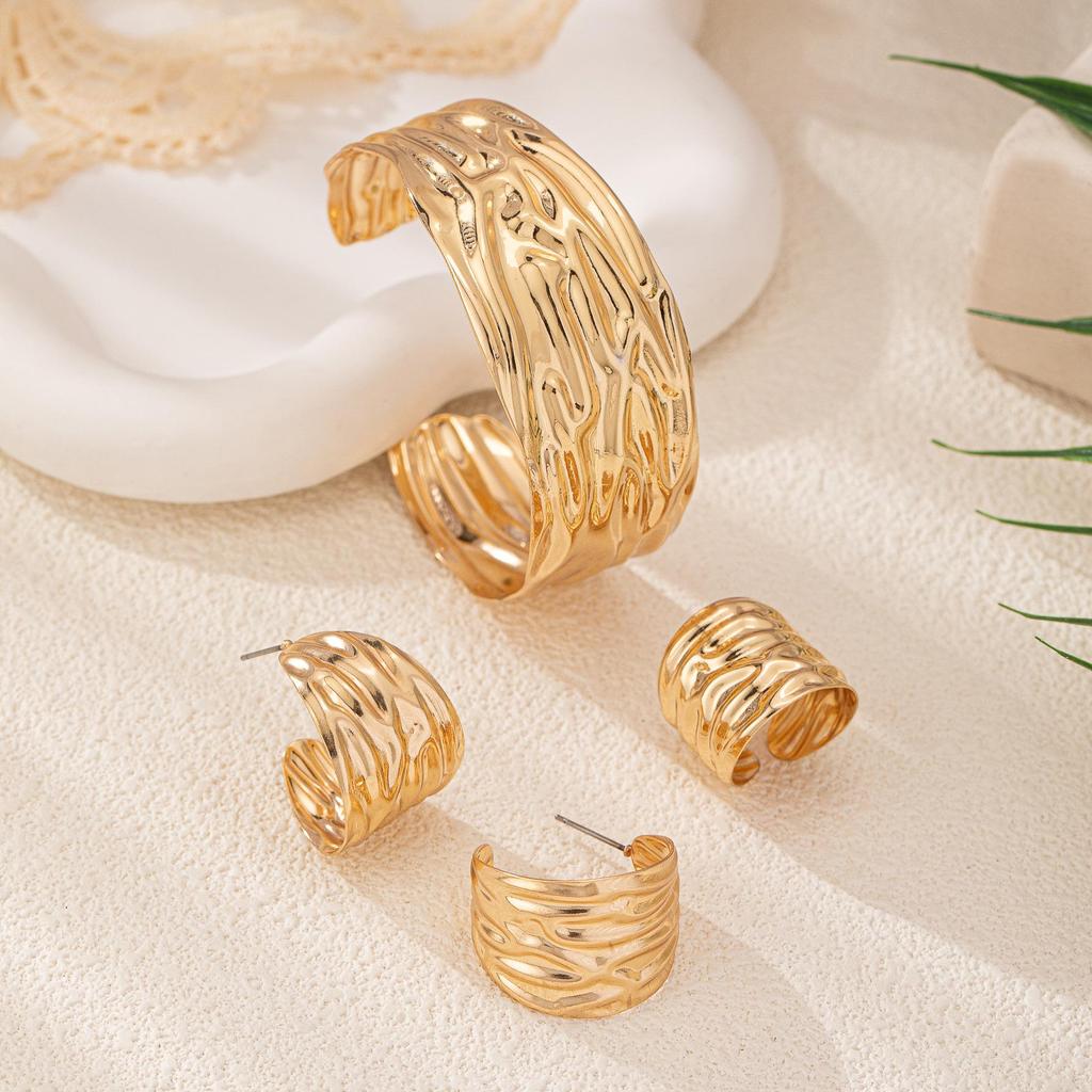 Elegant European and American Bracelet, Ring & Earring Set with Unique Design - Fashionable, Simple & Versatile