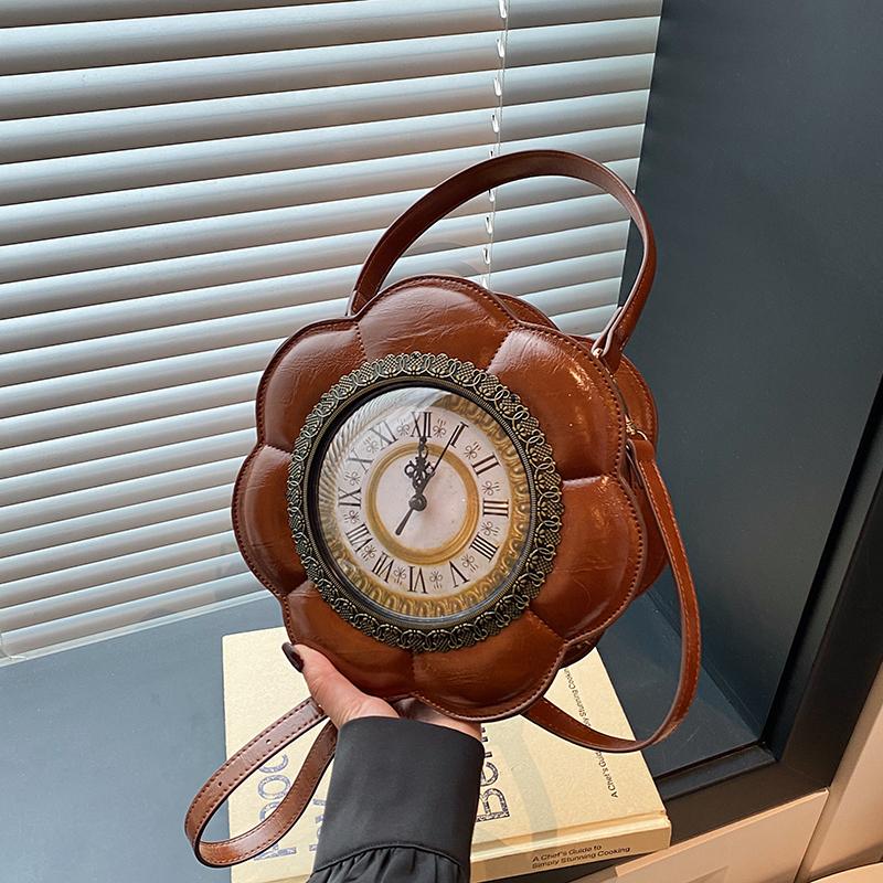 Women's bag fashion personality clock messenger bag European and American creative clock shape three-dimensional portable shoulder bag
