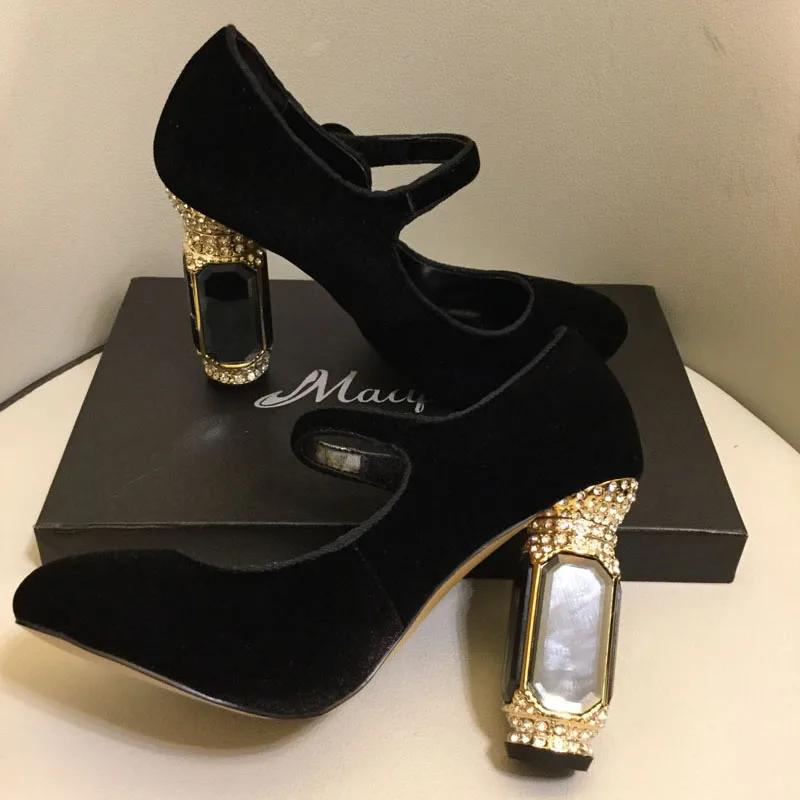 2025 New Velvet Round Toe Women Sandals Gemstone Rhinestone Bling Bling Heel Chunky High Heels Shallow Party Stage Shoes