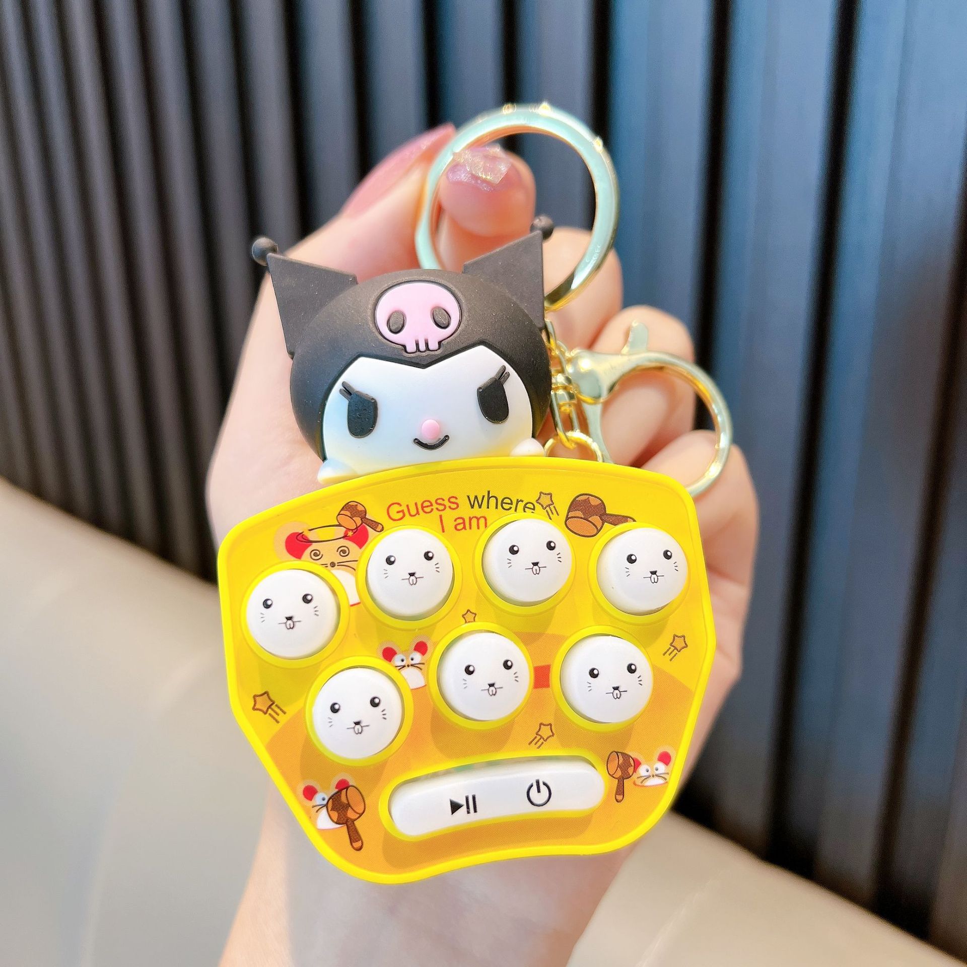 

Creative Mini Stress-relieving Toy Keychain Gift Decoration