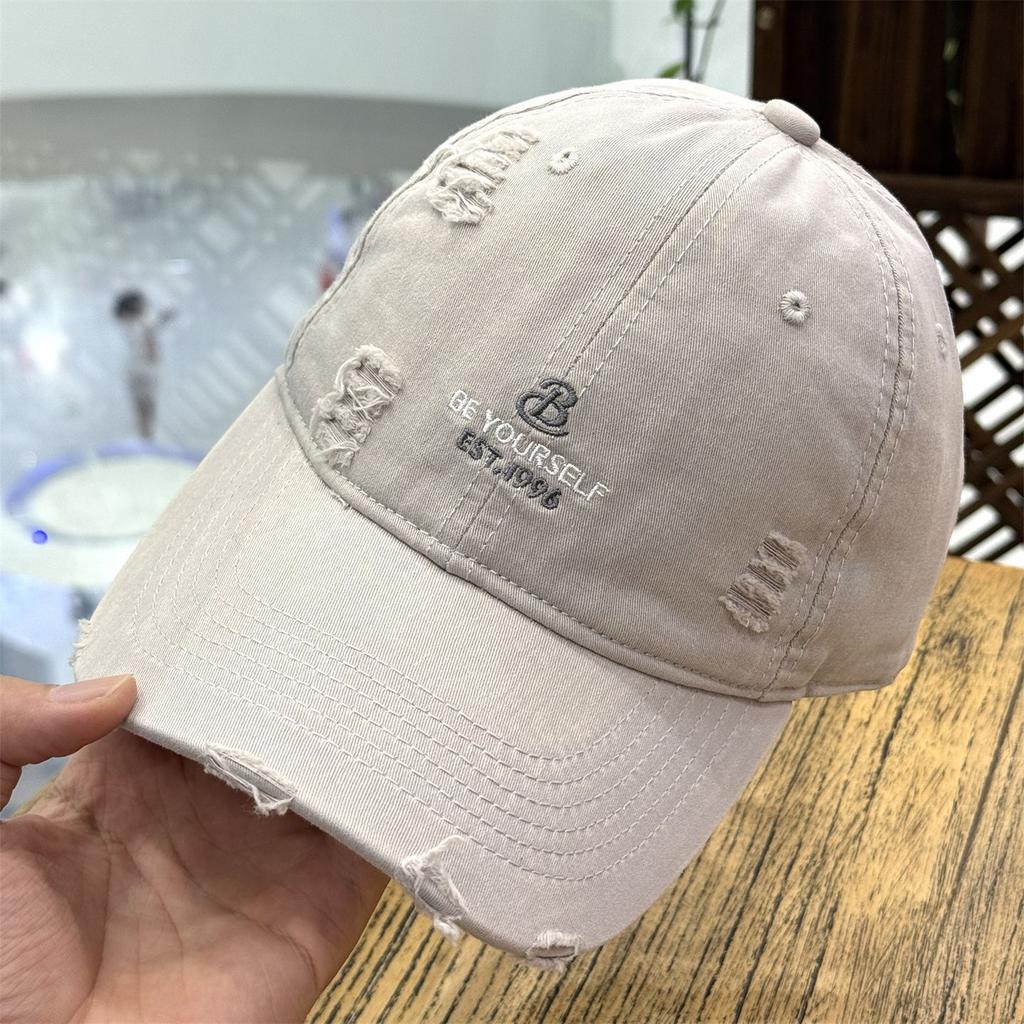 Fashion Hat Couple Korean Version Letter Embroidery Yellow Baseball Cap Women's Spring and Summer Simple Versatile Face Small Soft Top Cap
