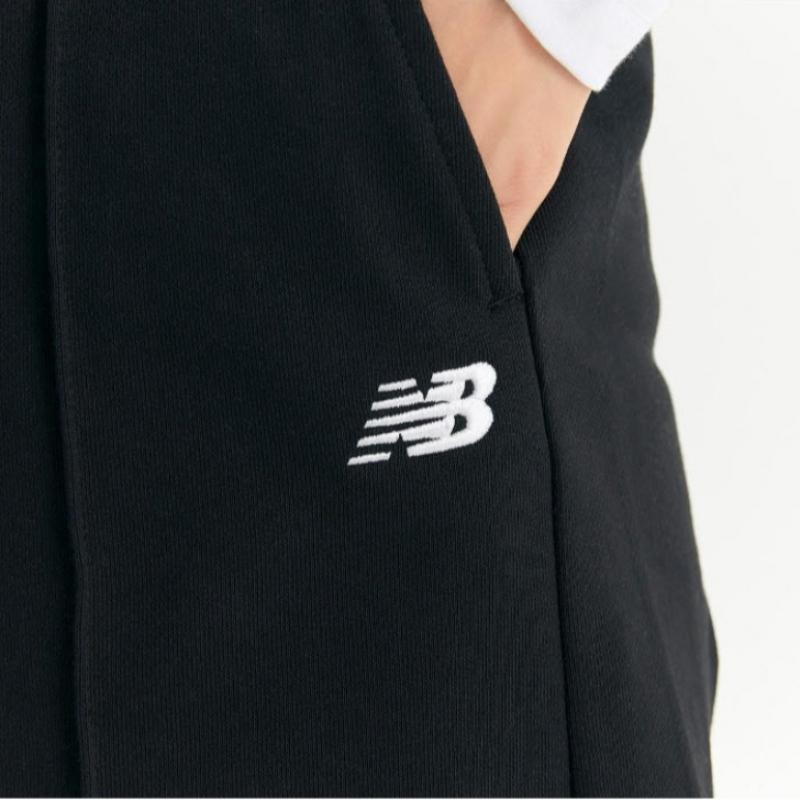 New Balance Shorts Kqj Nbnve21053 19 Public Essential Pin Tuck 5 Part Shorts  Sta