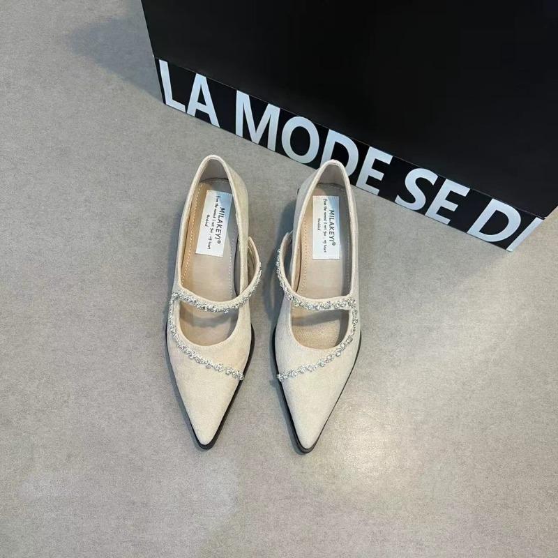 Fashion Womens Single Shoes with Low Heel Pointed Toe Straight Buckle Strap Rhinestone Chain 2025 New Spring Outdoor PU Low Top Shoes