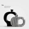 2 Stück/Set Kreative Moderne Schwarz-Weiß Gestreifte Keramikvase, Unregelmäßige Dekorations-Blumenvase für Heimdeko