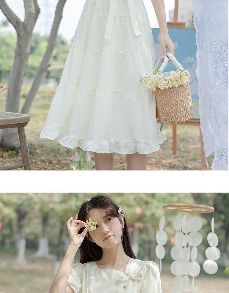Retro Sommerkleid mit Puffärmeln, Schleifenbändern und taillierter Taille
