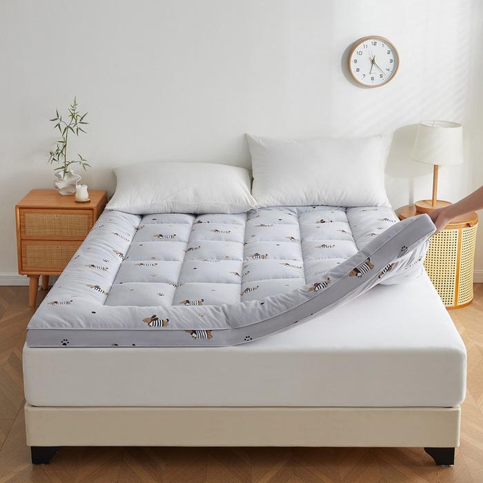 Luxury Five-Star Xinjiang Cotton Mattress Pad for Dorms