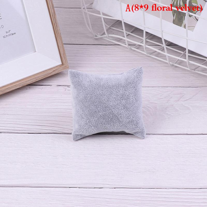 

Подставка для подушки для ювелирных изделий, бархатный держатель, органайзер для браслетов, подставка для ювелирных изделий, реквизит as the picture