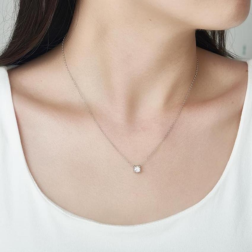 0.5CT-2.0CT Bull Head Necklace Classic Four Claw Inlaid White Lab Grown Diamond D-E VVS1-VS1 with IGI Certificate for Women Girls Fine Jewelry Gifts